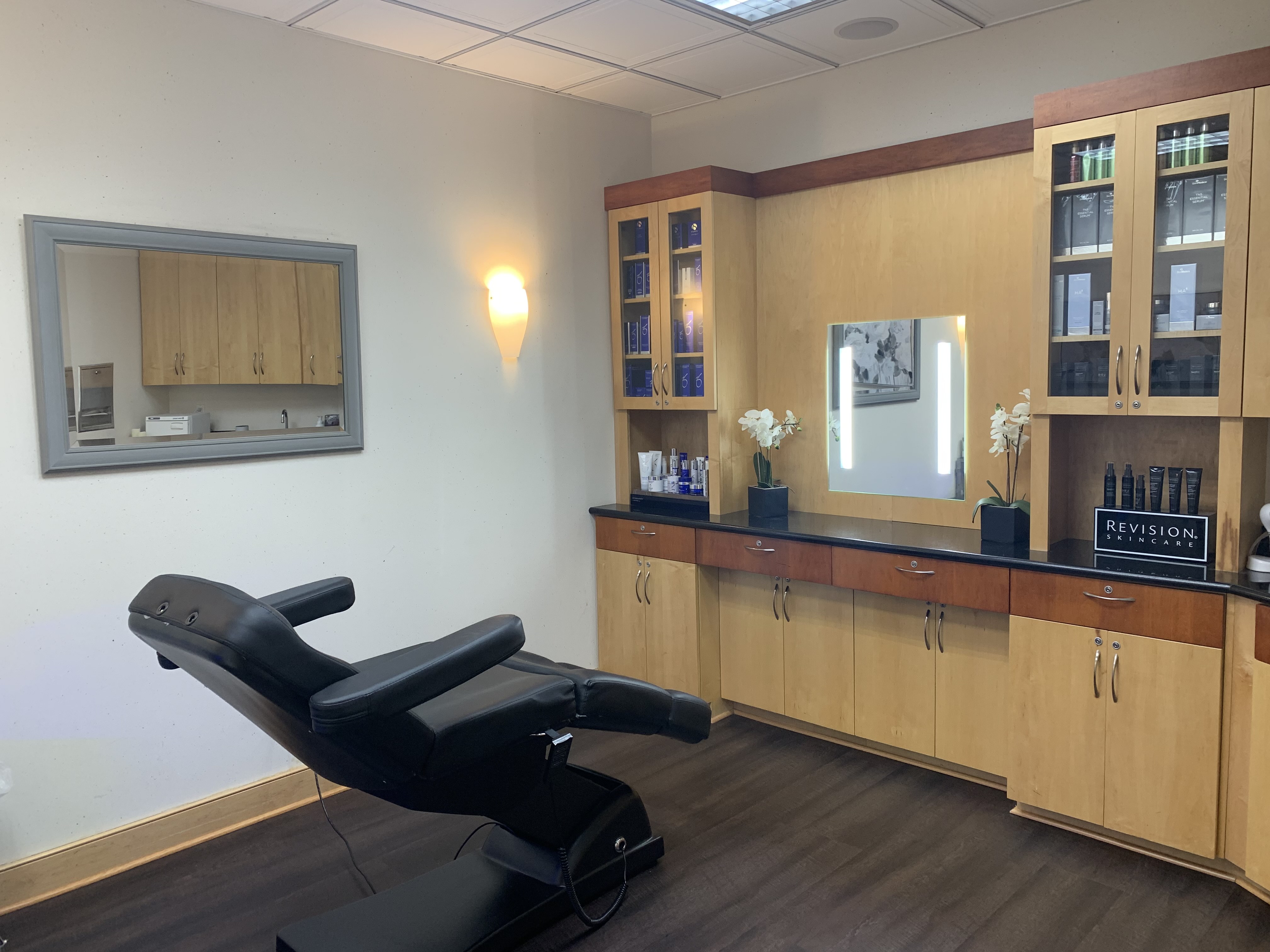 Our Office - Plastic Surgery Institute of Washington