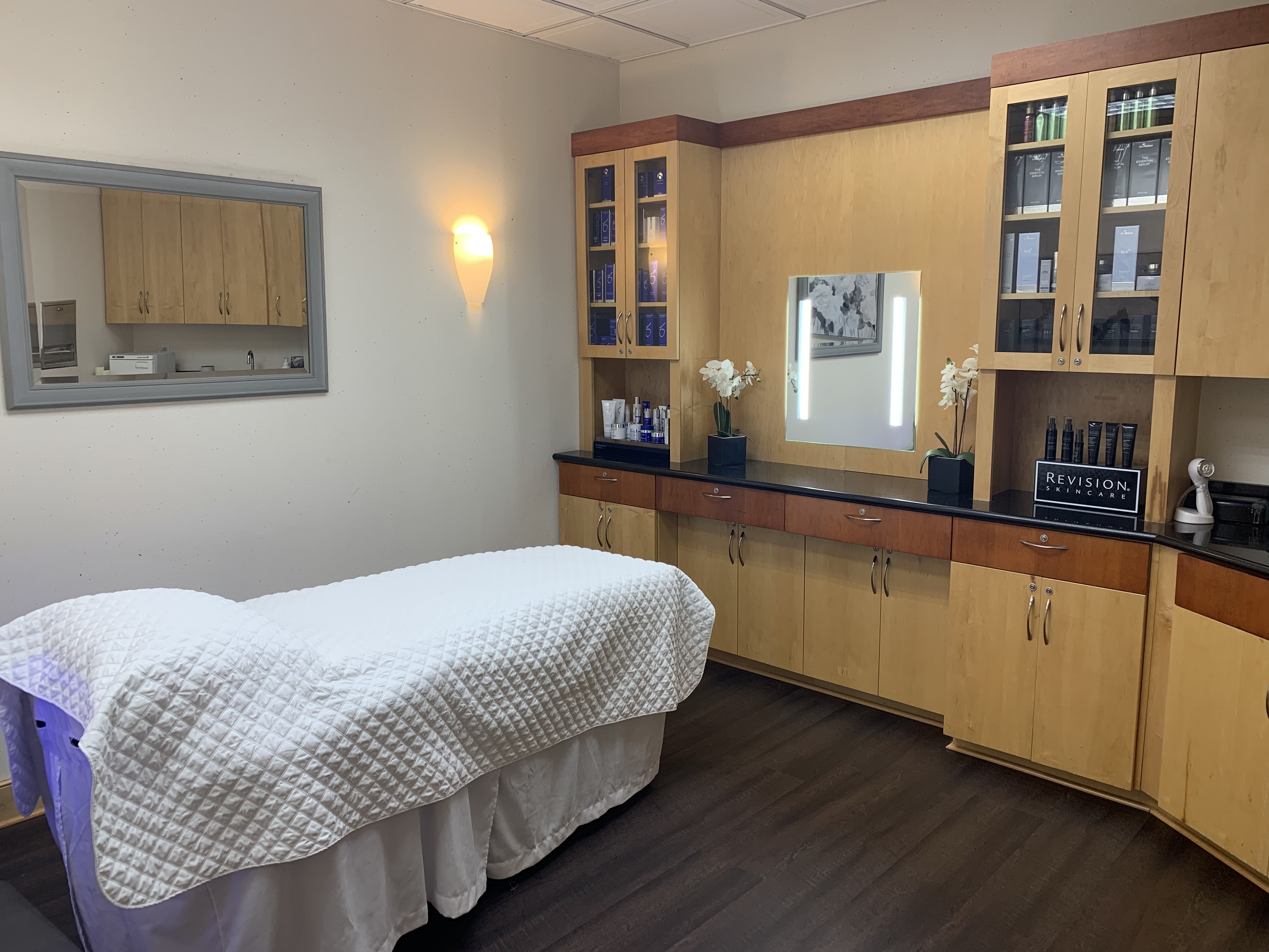 Our Office - Plastic Surgery Institute of Washington